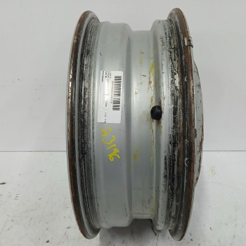 Recambio de llanta para nissan cabstar 01.04  3.0 diesel referencia OEM IAM 403009X200 15H2X5J DOT-E 5H 5X160