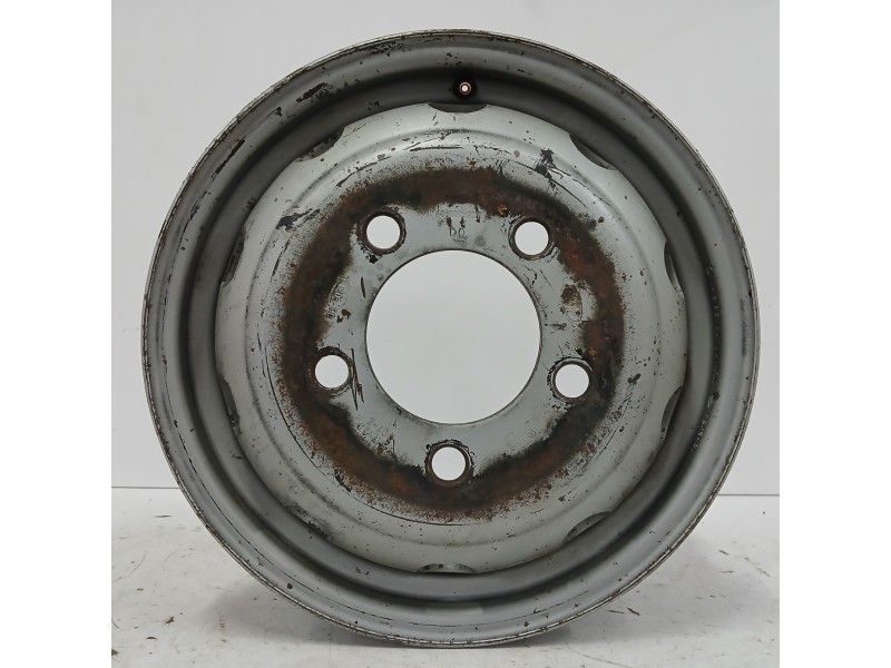 Recambio de llanta para nissan cabstar 01.04  3.0 diesel referencia OEM IAM 403009X200 15H2X5J DOT-E 5H 5X160