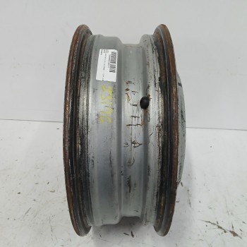 Recambio de llanta para nissan cabstar 01.04  3.0 diesel referencia OEM IAM 403009X200 15H2X5J DOT-E 5H 5X160