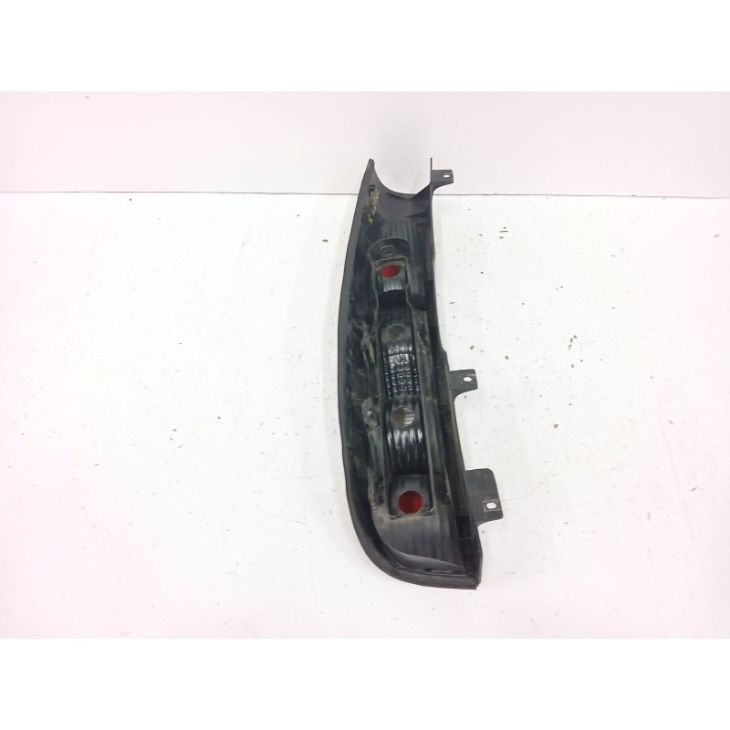 PILOTO TRASERO DERECHO