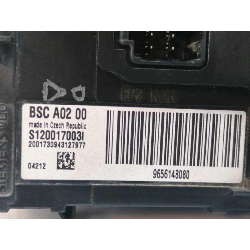 CAJA RELES / FUSIBLES BSCA0200 S120017003I