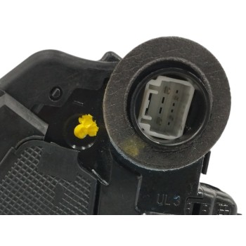 Recambio de cerradura puerta trasera izquierda para toyota auris 1.2 16v turbo cat referencia OEM IAM 6906005051  