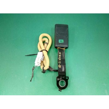 Recambio de enganche cinturon derecho para hyundai i30 1.4 cat referencia OEM IAM  DELANTERO 