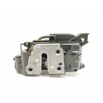 CERRADURA PUERTA TRASERA DERECHA 825020001R 