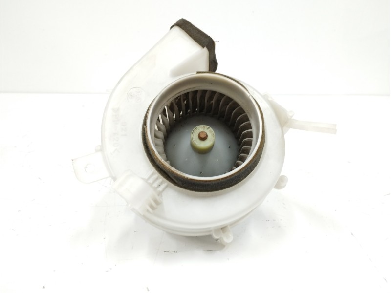 Recambio de motor calefaccion para toyota prius (nhw20) 1.5 cat referencia OEM IAM 8713047070 1172002913 Recambio de motor calefaccion para toyota prius (nhw20) 1.5 cat referencia OEM IAM 8713047070 1172002913