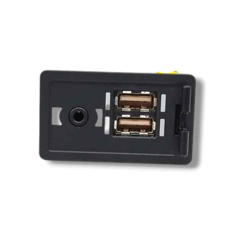 Recambio de modulo electronico para lexus ux(za10) (2018) 2.0 hibrido referencia OEM IAM 8619011010 PUERTO USB Y AUX 