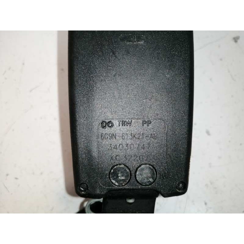ENGANCHE CINTURON DELANTERO DERECHO TRASERO 34030747