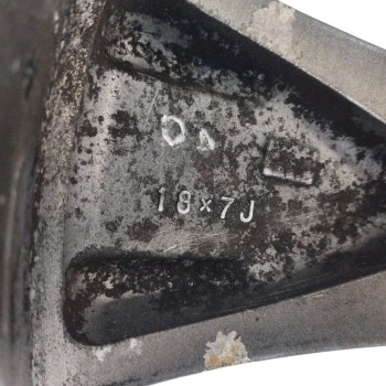 Recambio de llanta para lexus rx 3.3 v6 24v cat referencia OEM IAM 4261A48020 18X7J ET35 5H X5115