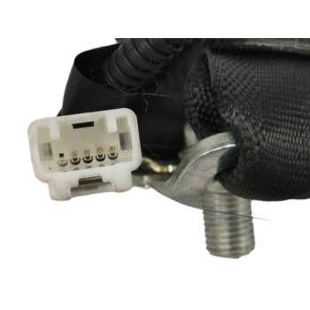 Recambio de enganche cinturon izquierdo para toyota auris 1.2 16v turbo cat referencia OEM IAM  TRASERO 