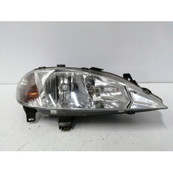 Recambio de faro derecho para renault megane i fase 2 berlina (ba0) 1.4 cat referencia OEM IAM 7701047180 67743625 