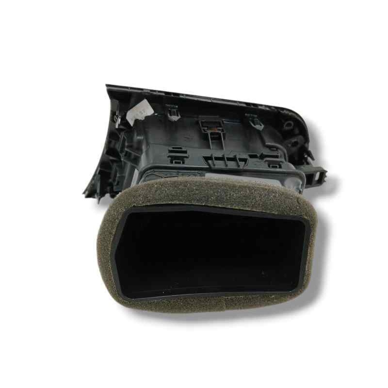 REJILLA AIREADORA LADO IZQUIERDO