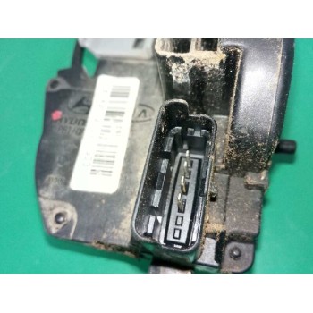 Recambio de cerradura puerta trasera derecha para hyundai i30 1.4 cat referencia OEM IAM 814202L000  
