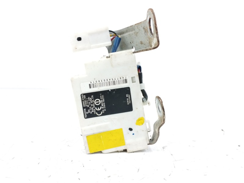 Recambio de modulo electronico para toyota prius (nhw20) 1.5 cat referencia OEM IAM 8999247020  