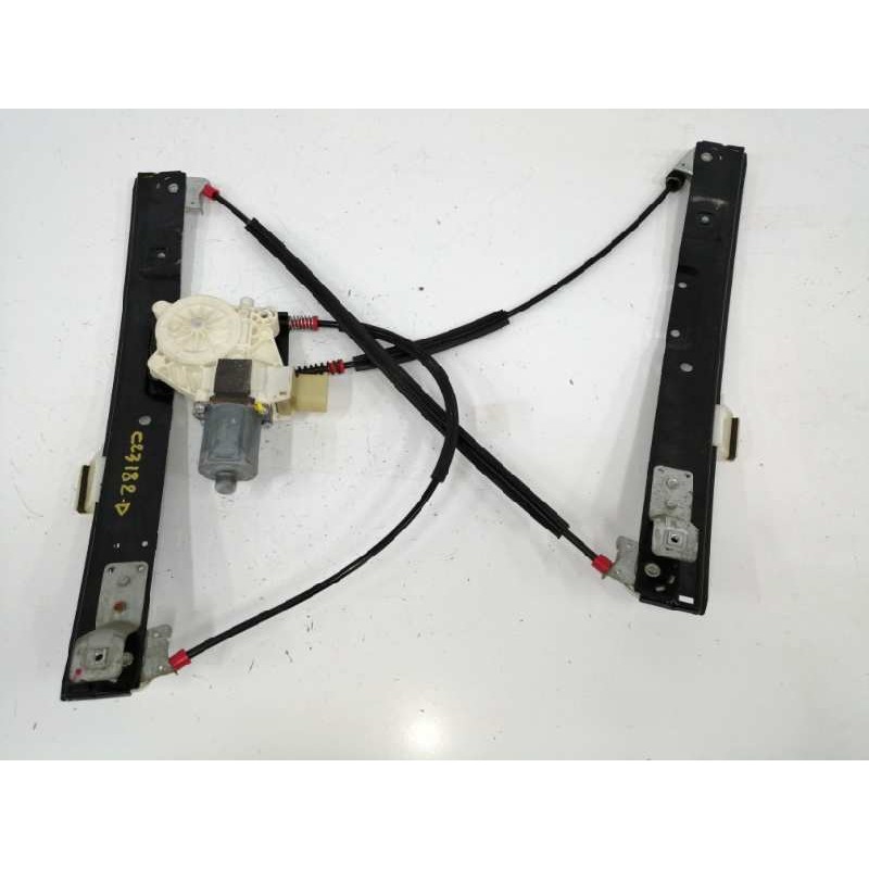 ELEVALUNAS DELANTERO DERECHO 6M2114553B