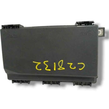 Recambio de caja reles / fusibles para opel astra h berlina 1.9 cdti referencia OEM IAM 13206754 5DK00866838 