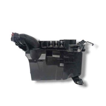 Recambio de caja reles / fusibles para mercedes-benz benz gla (h247) gla 200 d (247.712) referencia OEM IAM A1775404507  