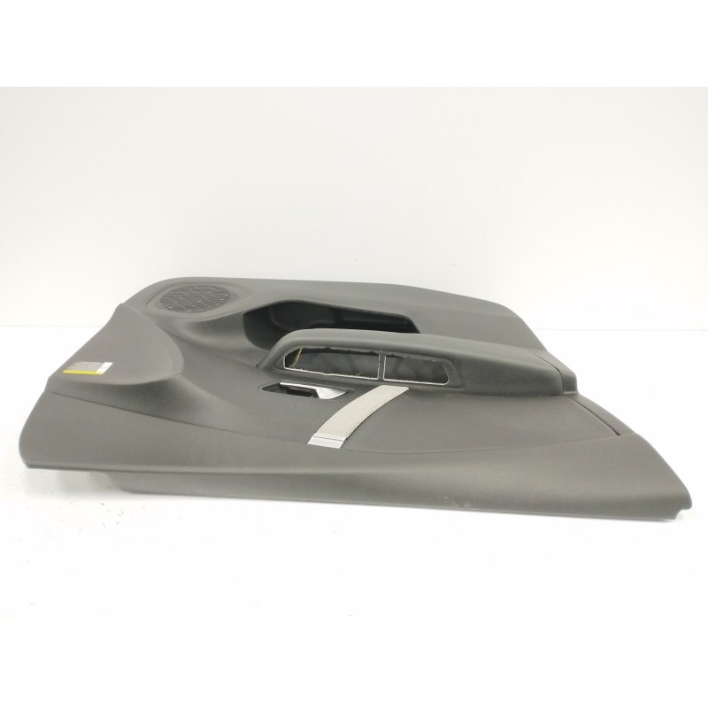 GUARNECIDO PUERTA DELANTERA IZQUIERDA NEGRO