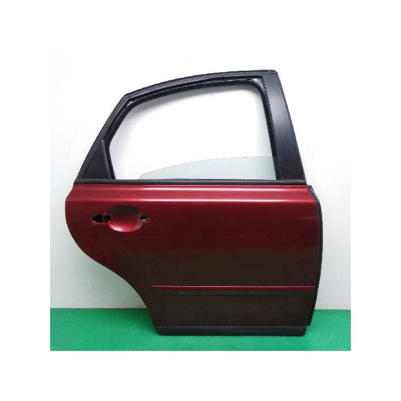 Recambio de puerta trasera derecha para volvo s40 berlina 2.4 cat referencia OEM IAM 30762493  