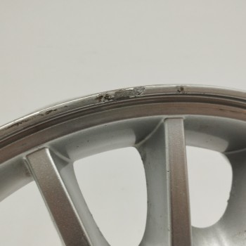 Recambio de llanta para ssangyong rodius 2.7 turbodiesel cat referencia OEM IAM 4173021220 16X6,5J ET43 5H 5X130