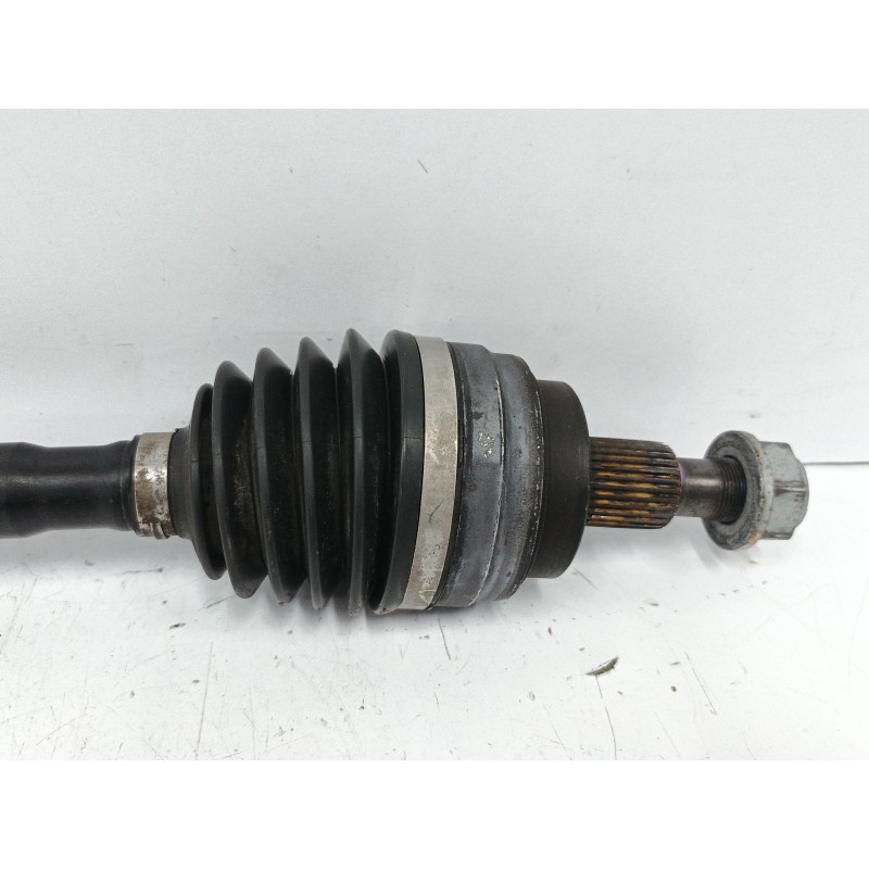 TRANSMISION TRASERA DERECHA