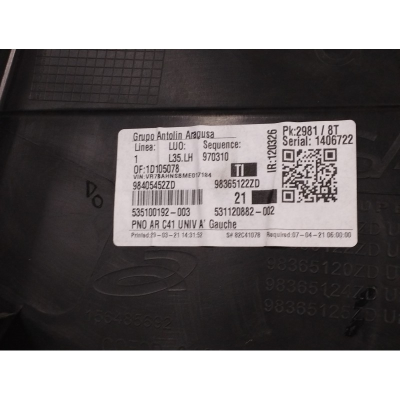 GUARNECIDO PUERTA TRASERA IZQUIERDA NEGRO