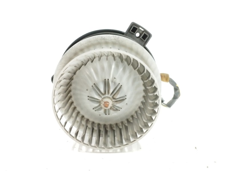 Recambio de motor calefaccion para toyota prius (nhw20) 1.5 cat referencia OEM IAM 2464511650 1940001390 Recambio de motor calefaccion para toyota prius (nhw20) 1.5 cat referencia OEM IAM 2464511650 1940001390