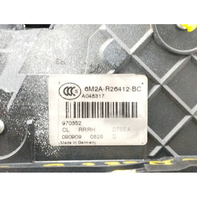 CERRADURA PUERTA TRASERA DERECHA