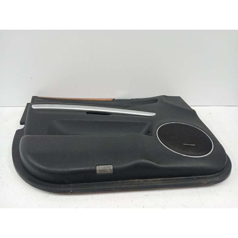 GUARNECIDO PUERTA DELANTERA IZQUIERDA