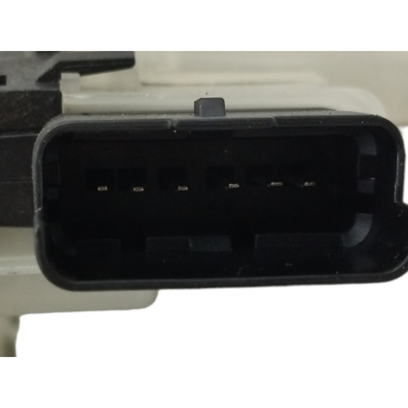 CERRADURA PUERTA DELANTERA IZQUIERDA