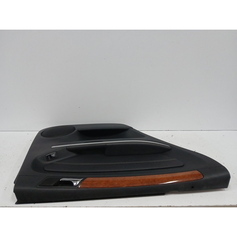 GUARNECIDO PUERTA TRASERA IZQUIERDA