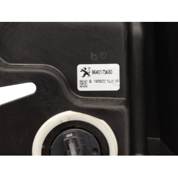 Recambio de elevalunas delantero izquierdo para toyota proace city 1.5 d-4d 100 (bpzmd) referencia OEM IAM 9840175680 9837837580