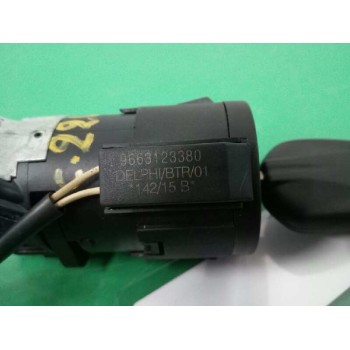 Recambio de antirrobo para peugeot 208 style referencia OEM IAM 9673257480 36454600 
