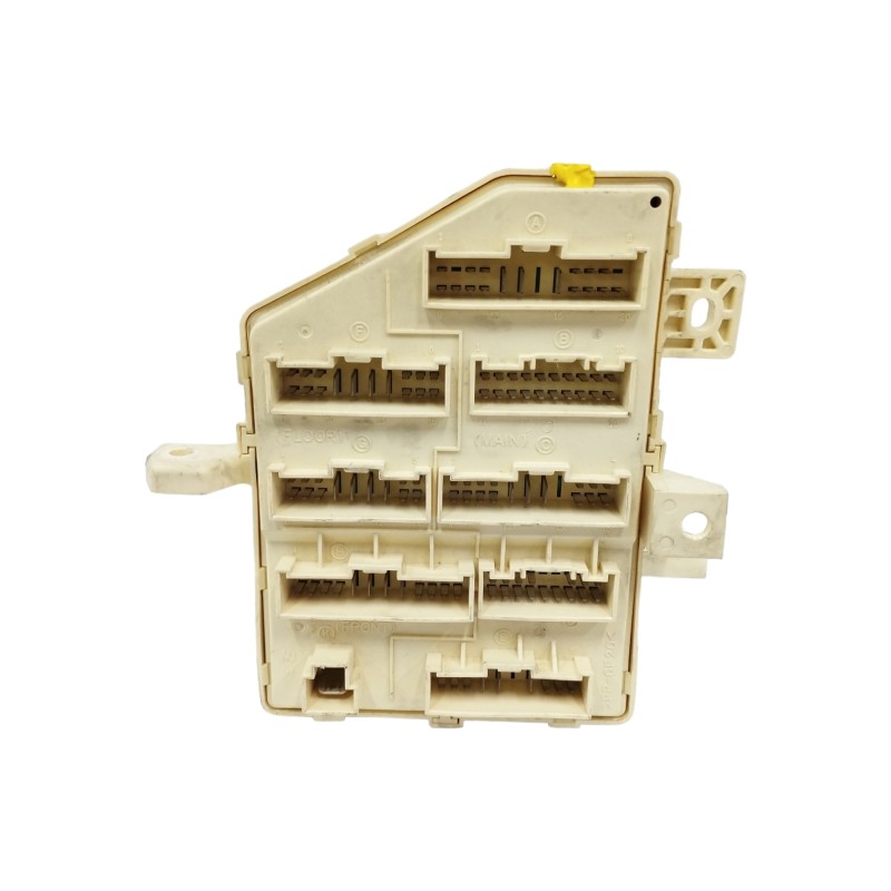 CAJA RELES / FUSIBLES