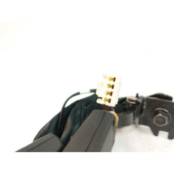 Recambio de enganche cinturon izquierdo para kia ceed sportswagon 1.0 tgdi cat referencia OEM IAM 89830J7000WK TRASERO 