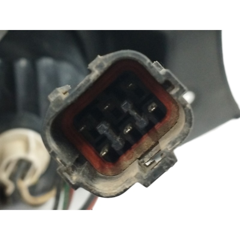 PILOTO TRASERO DERECHO OBSERVAR FOTO