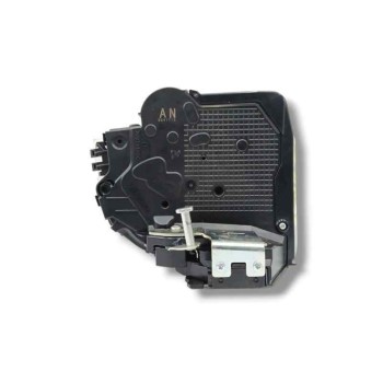 Recambio de cerradura puerta trasera izquierda para lexus ux(za10) (2018) 2.0 hibrido referencia OEM IAM 6906076020  