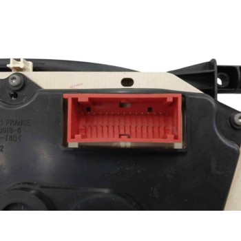 Recambio de cuadro instrumentos para renault trafic combi (ab 4.01) 1.9 diesel referencia OEM IAM 8200390132  