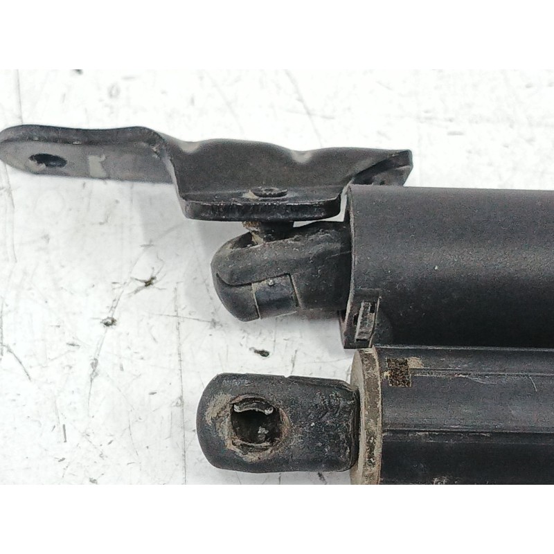 AMORTIGUADORES MALETERO / PORTON