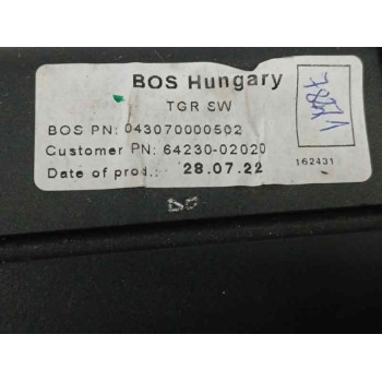 Recambio de bandeja trasera para toyota corolla station wagon (_e21_) 2.0 hybrid (mzeh12) referencia OEM IAM 6423002020 DE RED 