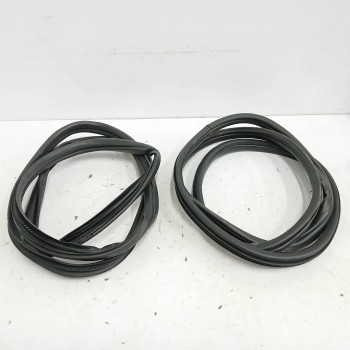 GOMAS CONTORNO PUERTA 