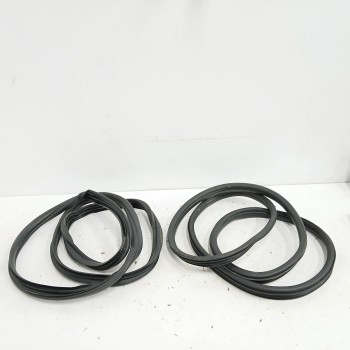 Recambio de gomas contorno puerta para citroën c3 1.4 hdi referencia OEM IAM   
