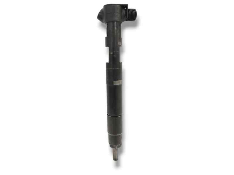Recambio de inyector para mercedes-benz clase a (w176) 2.1 cdi cat referencia OEM IAM A6510702387 28272472 Recambio de inyector para mercedes-benz clase a (w176) 2.1 cdi cat referencia OEM IAM A6510702387 28272472