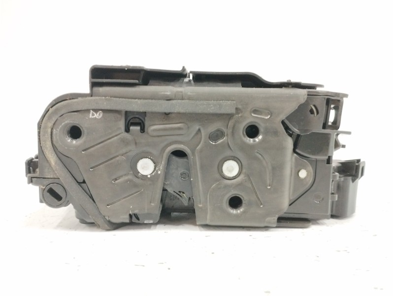 Recambio de cerradura puerta trasera derecha para volkswagen t-roc 1.0 tsi referencia OEM IAM 5TA839016E Recambio de cerradura puerta trasera derecha para volkswagen t-roc 1.0 tsi referencia OEM IAM 5TA839016E