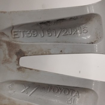 Recambio de llanta para toyota avensis cross sport (t27) 1.8 16v cat referencia OEM IAM 4261105330 ET39J6,5JX16 5H 5X115