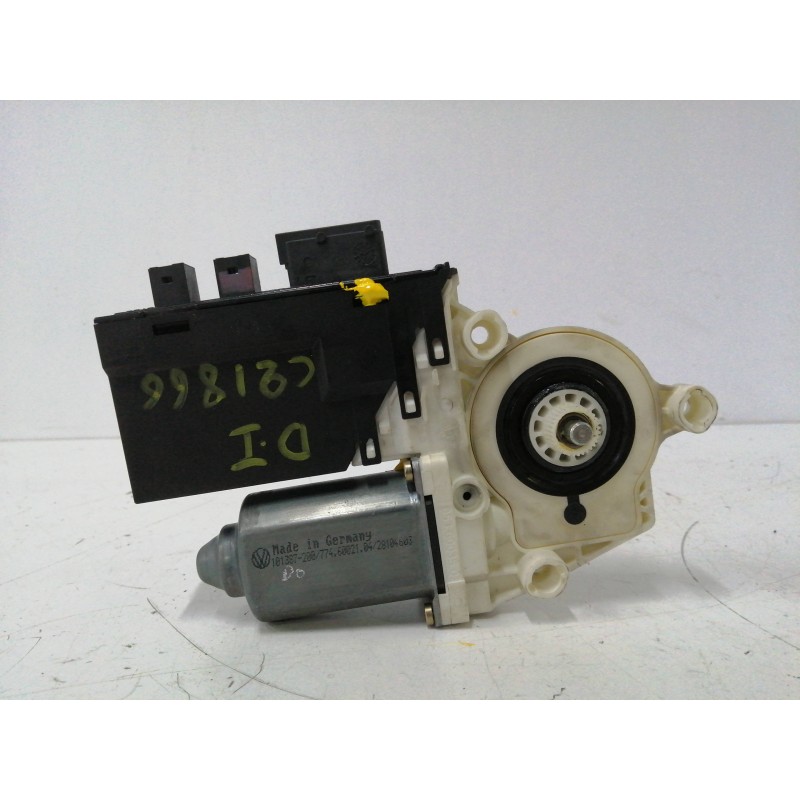 MOTOR ELEVALUNAS DELANTERO IZQUIERDO 7746002104