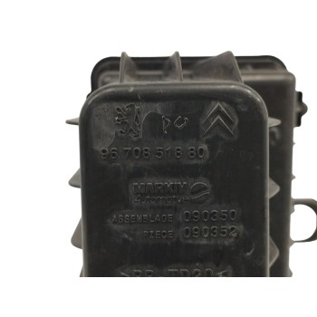 Recambio de filtro aire para peugeot 208 1.2 12v e-vti referencia OEM IAM 9670851880  