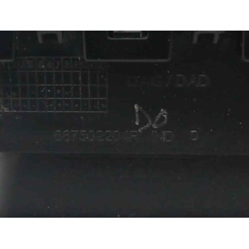 Recambio de rejilla aireadora para renault clio iv 0.9 referencia OEM IAM 687502204R DELANTERA CENTRAL 