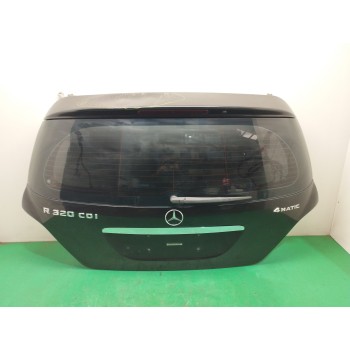 PORTON TRASERO A2517400605 NECESITA REPARACION 