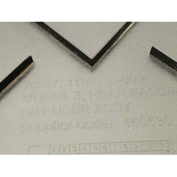 Recambio de cubrecarter para tesla model 3 ev referencia OEM IAM  TRASERO 