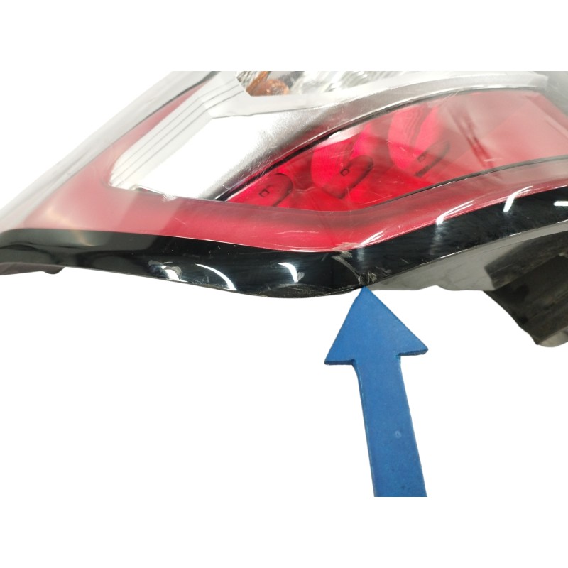 PILOTO TRASERO IZQUIERDO OBSERVAR FOTO